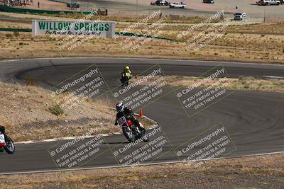 media/Apr-19-2025-AHRMA (Sat) [[3d98ca3309]]/Race/Group 7/Turn 4/